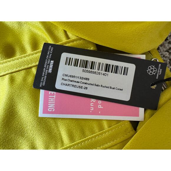 PrettyLittleThing Plus Chartreuse Satin Ruched Bust Corset Top US 24 NWT - Picture 6 of 8